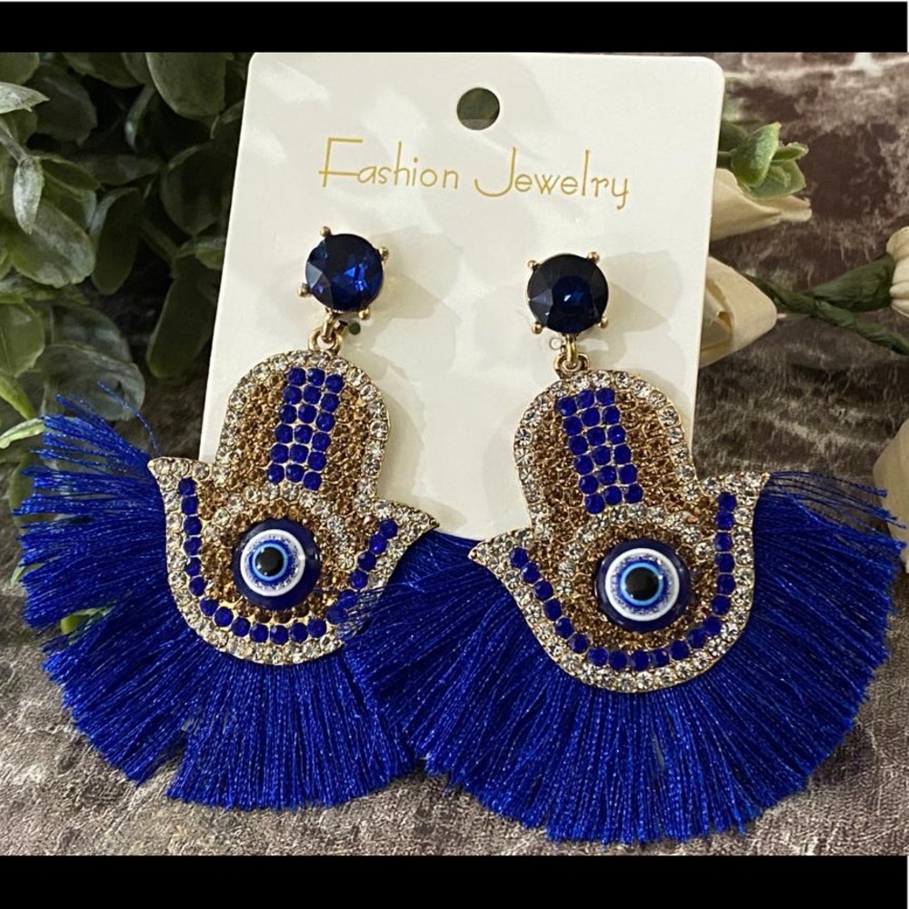 Fashion earrings